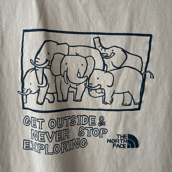 North Face kids t-shirt - Picture 3 of 4